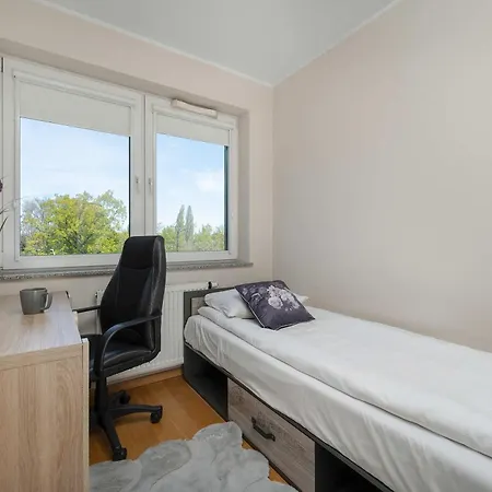 Rodzinny Z Dwiema Sypialniami I Balkonem We Wroclawiu By Renters Διαμέρισμα Βρότσλαβ